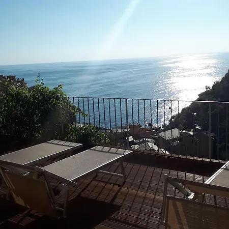 Pensión Olimpo Manarola