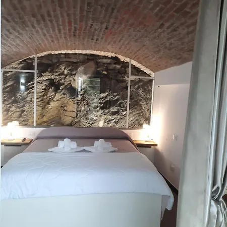 Pensión Olimpo Manarola